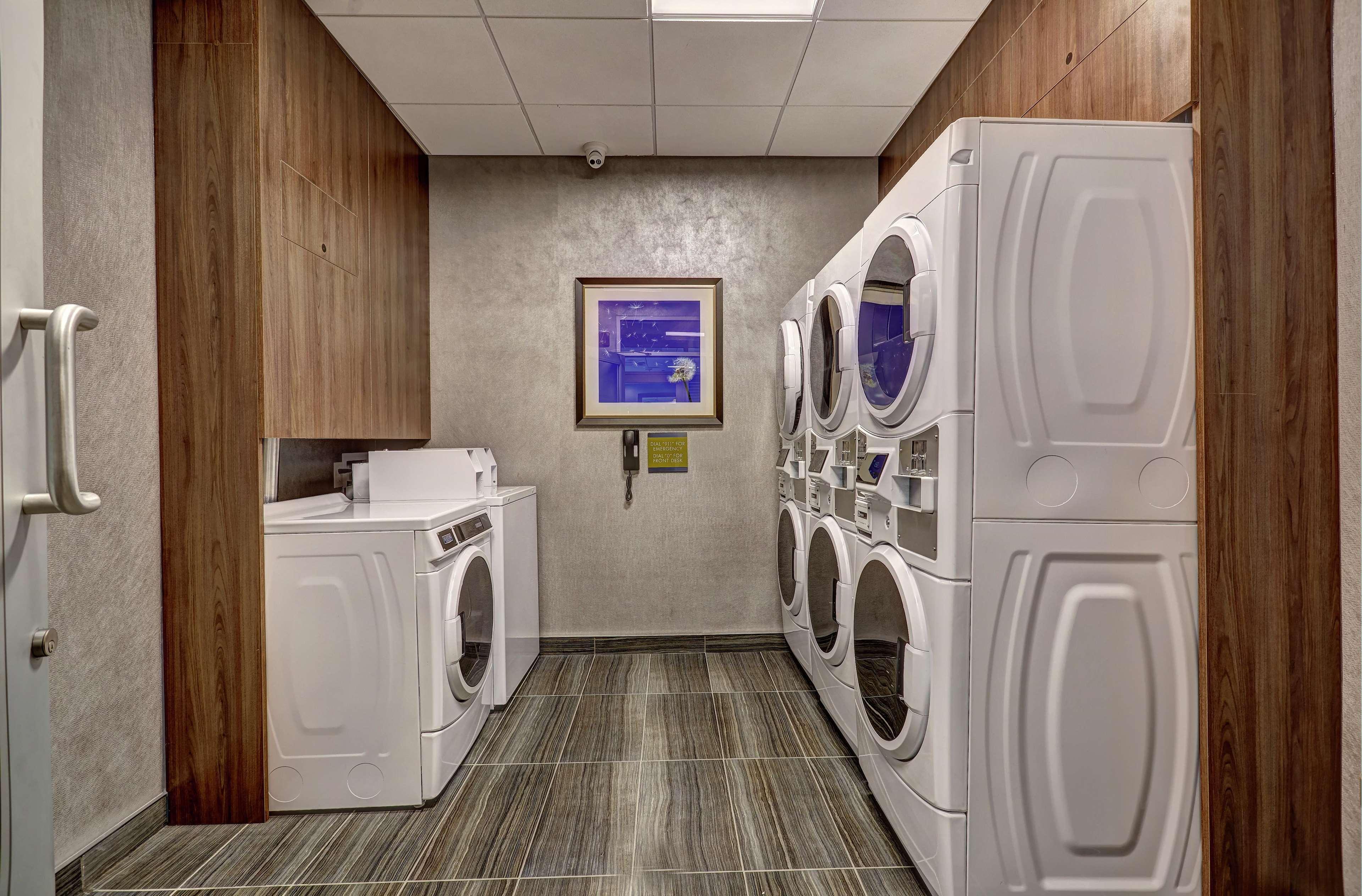 Home2 Suites By Hilton Toronto/Brampton, On Εξωτερικό φωτογραφία